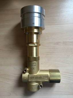 Регулятор давления PA VRPP450-200 (200бар, 450л/мин, 1 1/4"г-1 1/4"г, By-pass 1 1/4"г, пневмо)