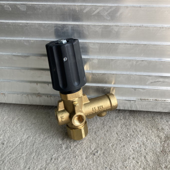 Регулятор давления R+M ST-261 (250бар, 30л/мин, 3/8"г-3/8"г, By-pass 1/4"г)