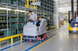 Поломоечная машина Comac ULTRA 120 B