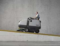 Подметальная машина Nilfisk SR 1450 B