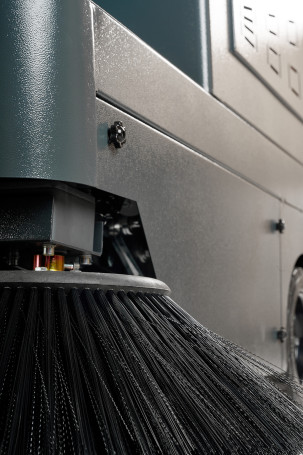 Подметальная машина VinnerMyer SW1250R-L100