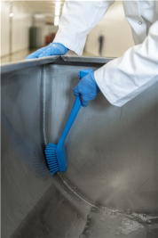 Щетка с длинной ручкой Vikan (420мм, синий)