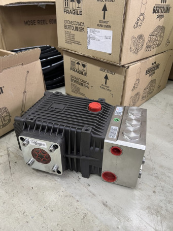 Насос высокого давления Bertolini KA 4815 (1450об/мин, сталь 316)