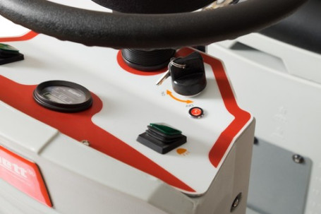 Поломоечная машина Bennett Hussar H760b (200Ач, Li)