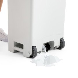 Контейнер TTS Bin (70л, колеса, ручка, сливное отвер, без крышки)