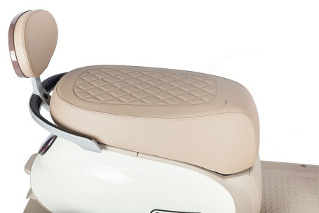 Трицикл электрический Rutrike Gelbert Ogma (48/60V, 650W, бело-коричневый) (0000252-3052)