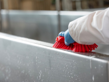 Щетка ручная XL Vikan (230мм, супер жесткий, красный)