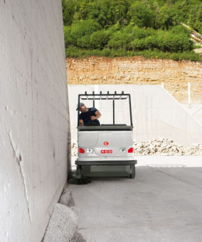 Подметальная машина Comac CS 120 BIFUEL