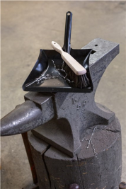 Совок Vikan (245мм, черный)