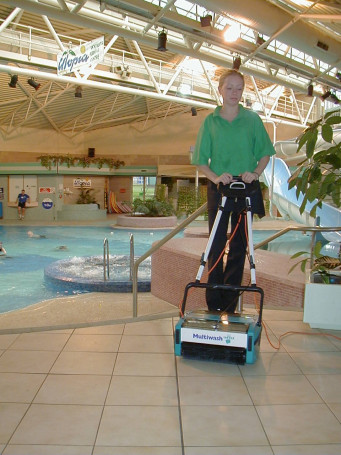 Универсальная машина Truvox Multiwash 340