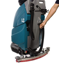 Поломоечная машина Tennant L2