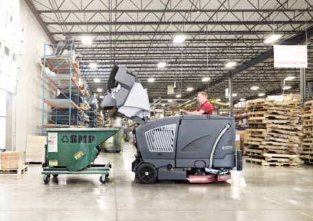 Поломоечно-подметальная машина Nilfisk CS 7010 Battery (800 Ач)