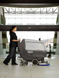 Поломоечная машина Nilfisk CA 451